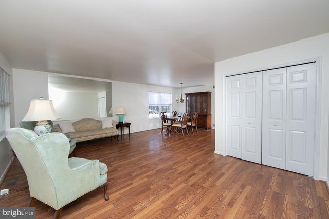 424 COUNTRY WAY, Mickleton, NJ 08056