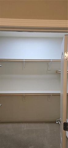 5413 W 145th Terrace, Leawood, KS 66224