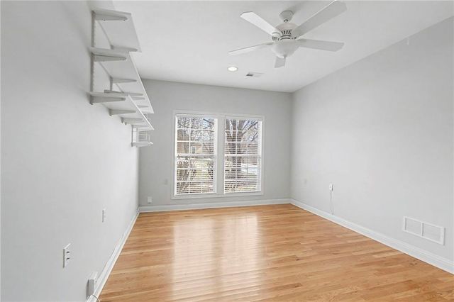 5413 W 145th Terrace, Leawood, KS 66224