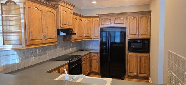 5413 W 145th Terrace, Leawood, KS 66224