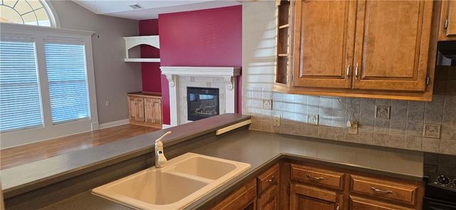 5413 W 145th Terrace, Leawood, KS 66224