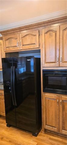 5413 W 145th Terrace, Leawood, KS 66224