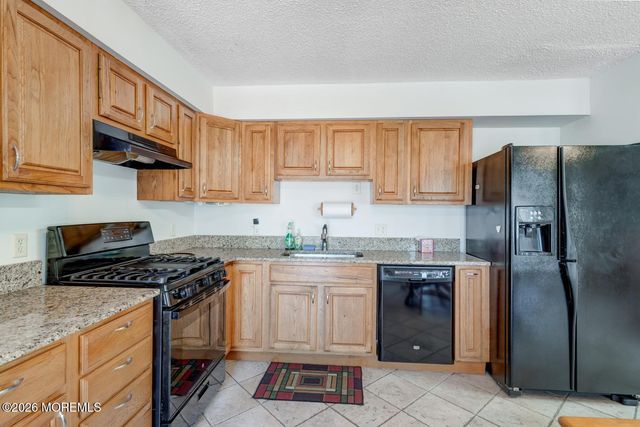 12 Hollywood Boulevard N, Forked River, NJ 08731