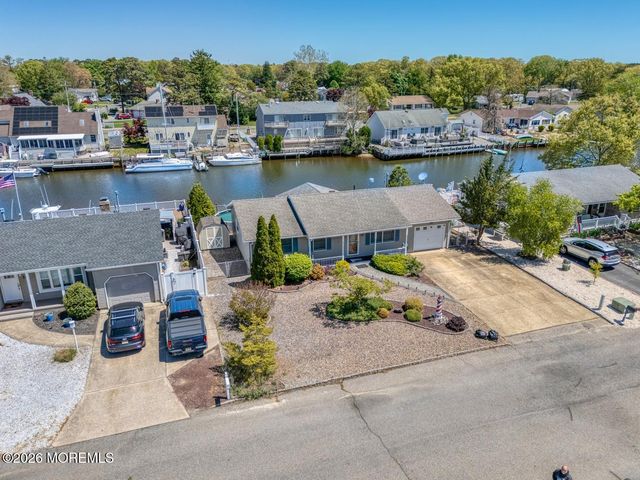 12 Hollywood Boulevard N, Forked River, NJ 08731