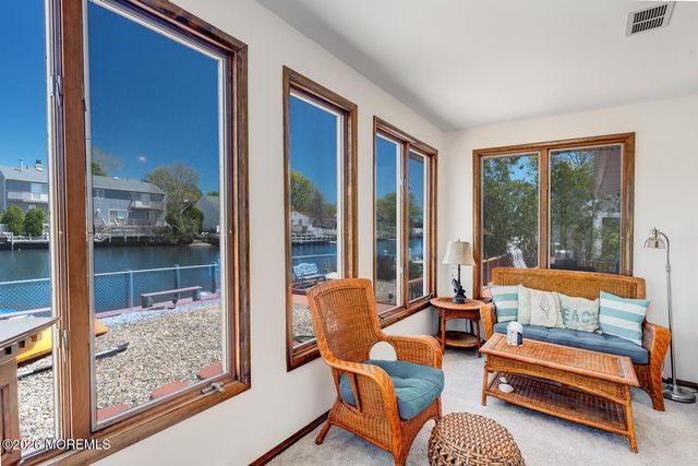 12 Hollywood Boulevard N, Forked River, NJ 08731