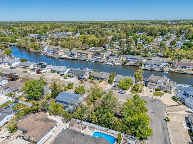 12 Hollywood Boulevard N, Forked River, NJ 08731