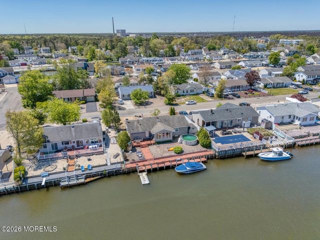 12 Hollywood Boulevard N, Forked River, NJ 08731
