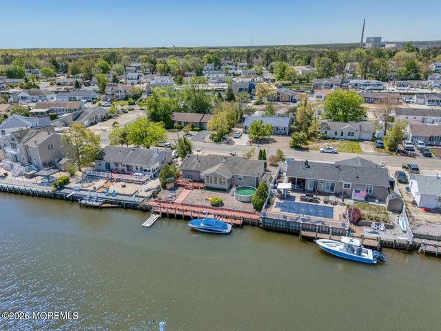 12 Hollywood Boulevard N, Forked River, NJ 08731