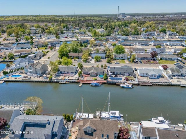 12 Hollywood Boulevard N, Forked River, NJ 08731