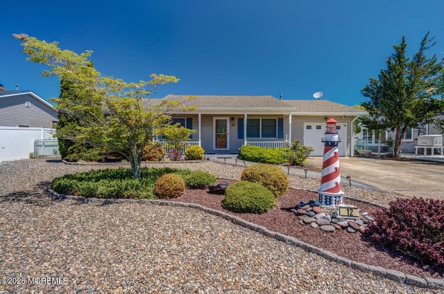 12 Hollywood Boulevard N, Forked River, NJ 08731