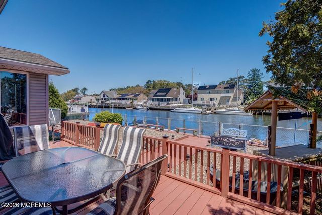 12 Hollywood Boulevard N, Forked River, NJ 08731