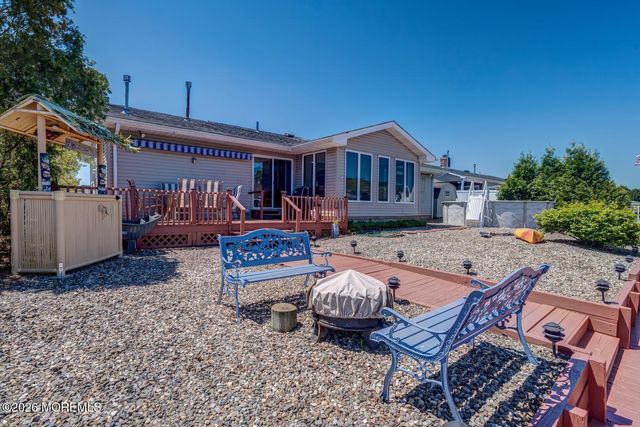 12 Hollywood Boulevard N, Forked River, NJ 08731