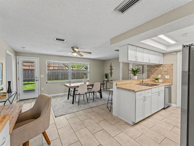 8048 BLUE FINCH WAY, New Port Richey, FL 34653