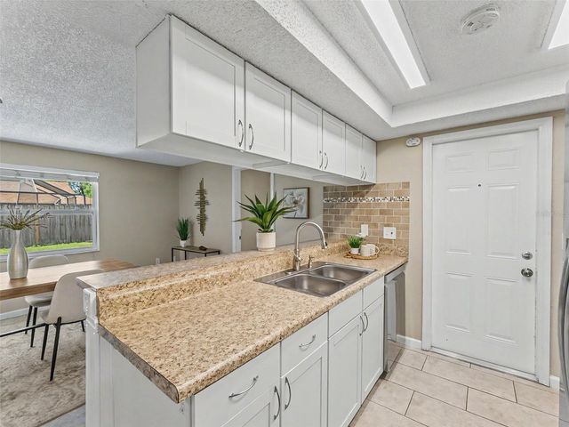 8048 BLUE FINCH WAY, New Port Richey, FL 34653