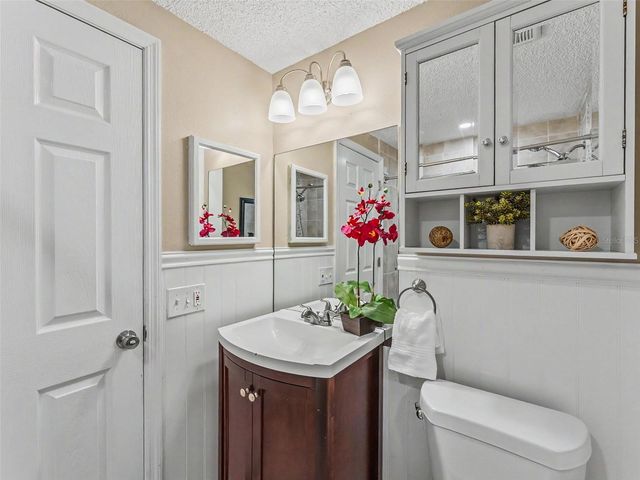 8048 BLUE FINCH WAY, New Port Richey, FL 34653