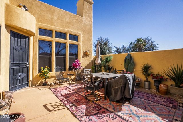 711 Lombard Way, Tubac, AZ 85646