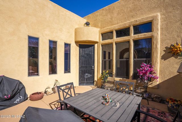 711 Lombard Way, Tubac, AZ 85646