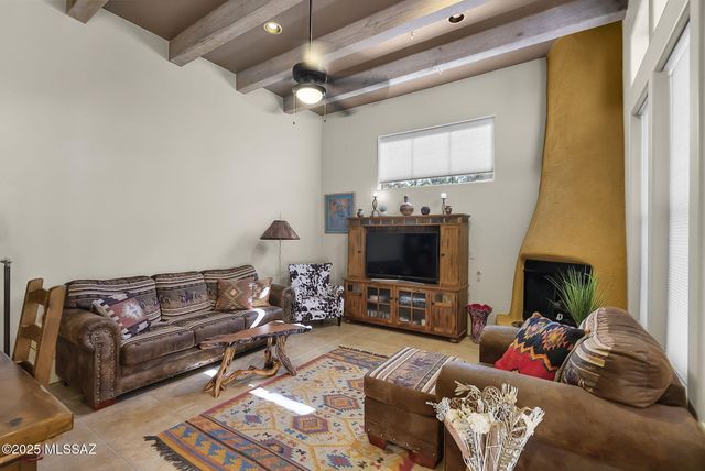 711 Lombard Way, Tubac, AZ 85646