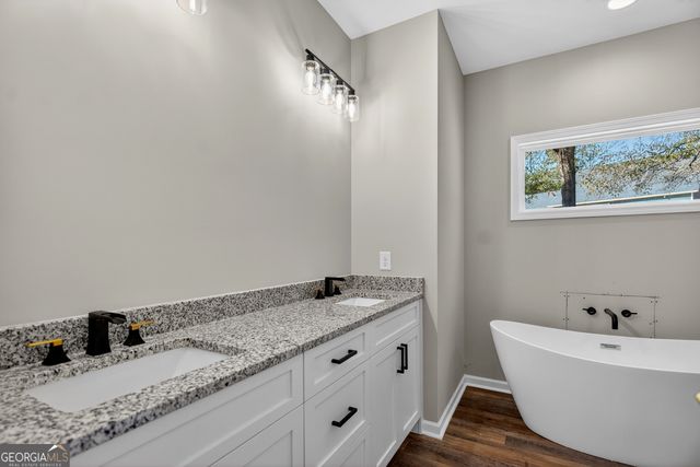 3080 15th SW, Lanett, AL 36863