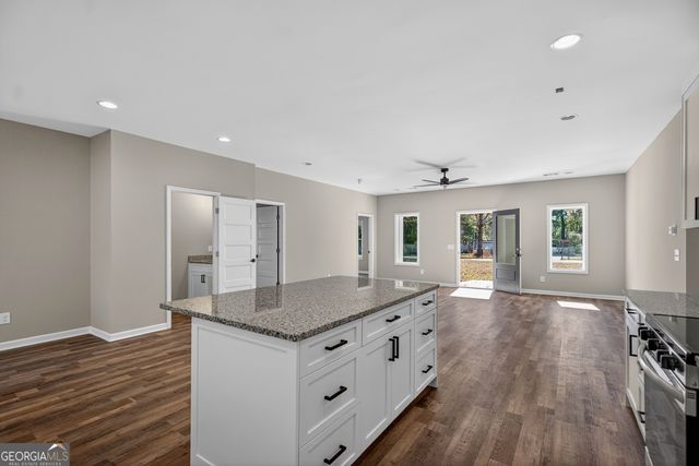 3080 15th SW, Lanett, AL 36863