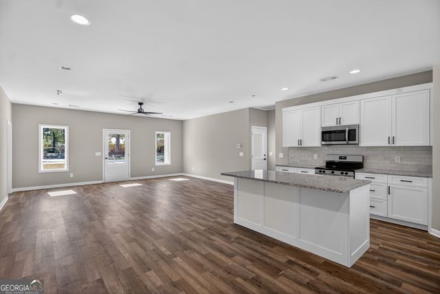 3080 15th SW, Lanett, AL 36863