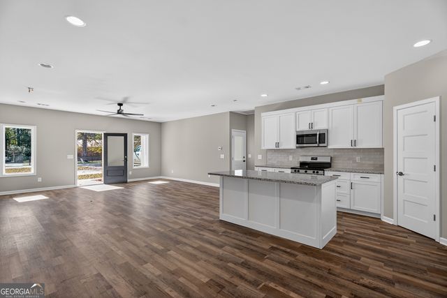 3080 15th SW, Lanett, AL 36863