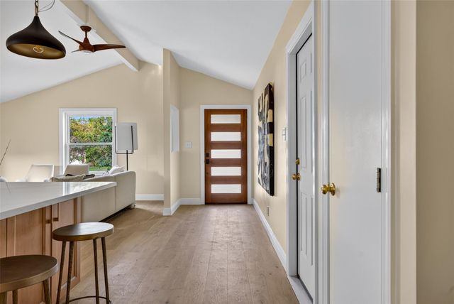 6806 Rearden RD, Austin, TX 78745