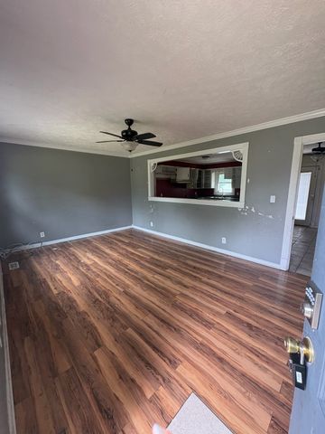 400 Neely Ave, Shelbyville, TN 37160