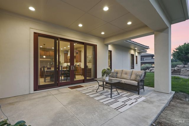 2816 E Hard Rock Dr, Boise, ID 83712
