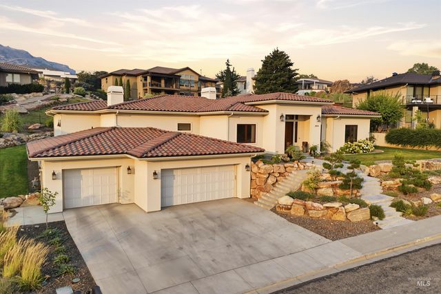 2816 E Hard Rock Dr, Boise, ID 83712
