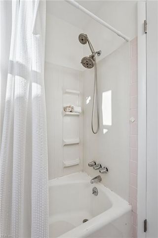 823 Cascade DR, Newport News, VA 23608