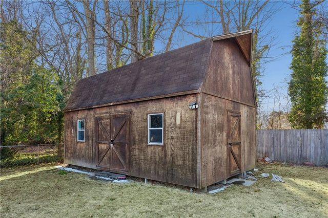 823 Cascade DR, Newport News, VA 23608