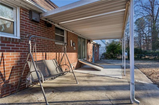 823 Cascade DR, Newport News, VA 23608