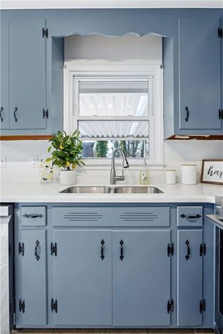 823 Cascade DR, Newport News, VA 23608