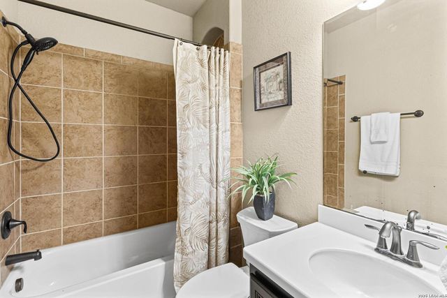 8003 Andrews Pass, San Antonio, TX 78254