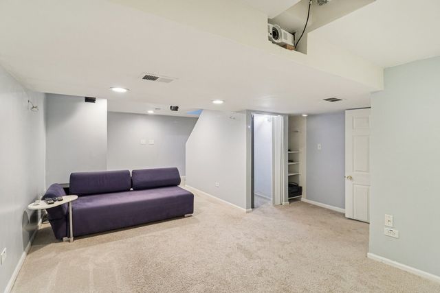 2931 greenleaf Avenue, Wilmette, IL 60091