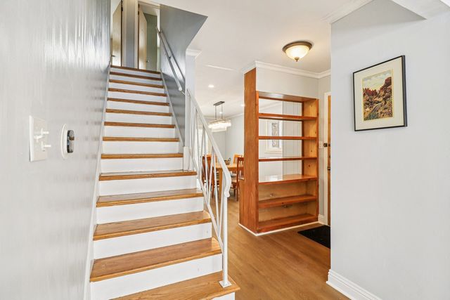 2931 greenleaf Avenue, Wilmette, IL 60091