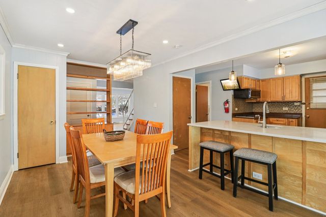 2931 greenleaf Avenue, Wilmette, IL 60091