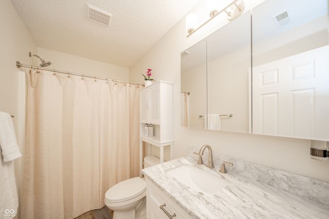 15507 Dry Creek Road, Noblesville, IN 46060