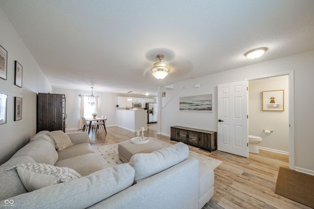 15507 Dry Creek Road, Noblesville, IN 46060