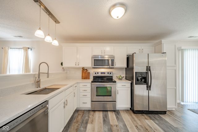 15507 Dry Creek Road, Noblesville, IN 46060