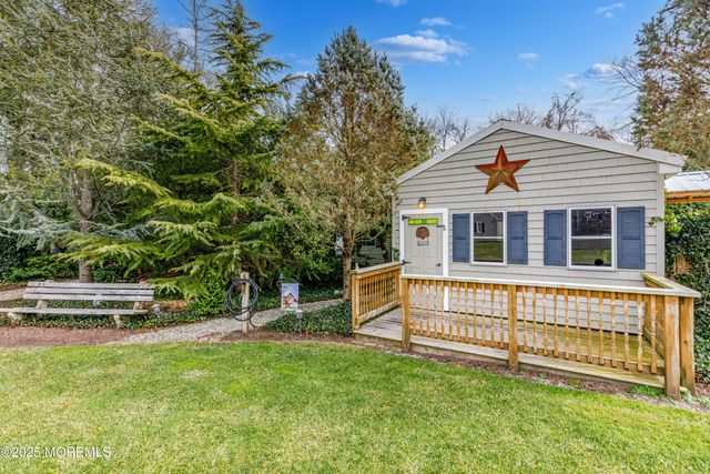 53 N New Prospect Road, Jackson, NJ 08527