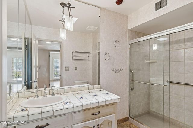 5305 E Gleneagles Drive, Tucson, AZ 85718