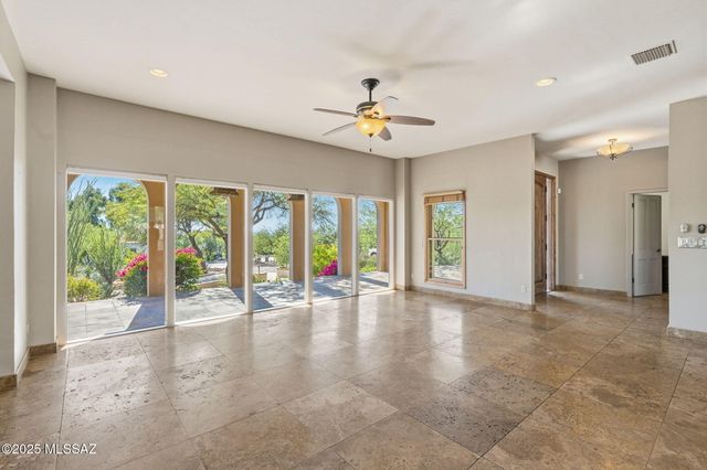 5305 E Gleneagles Drive, Tucson, AZ 85718