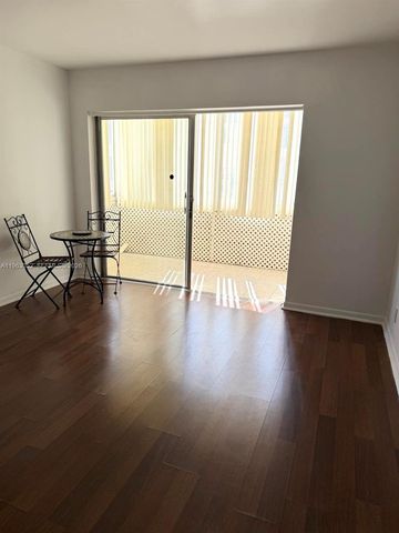 4043 NW 16th St 204, Lauderhill, FL 33313