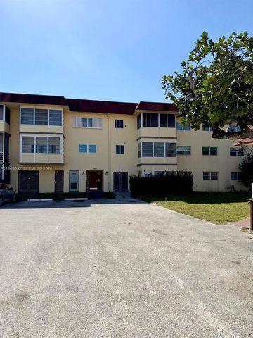 4043 NW 16th St 204, Lauderhill, FL 33313