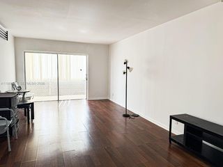 4043 NW 16th St 204, Lauderhill, FL 33313