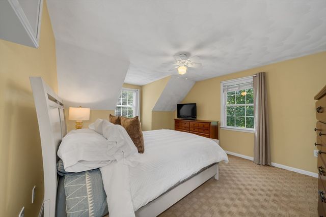 104 Kimball Rd, Amesbury, MA 01913
