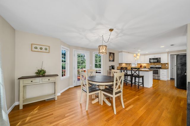 104 Kimball Rd, Amesbury, MA 01913