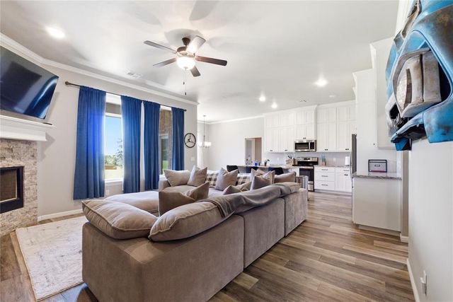 14951 Remington Drive, Newalla, OK 74857